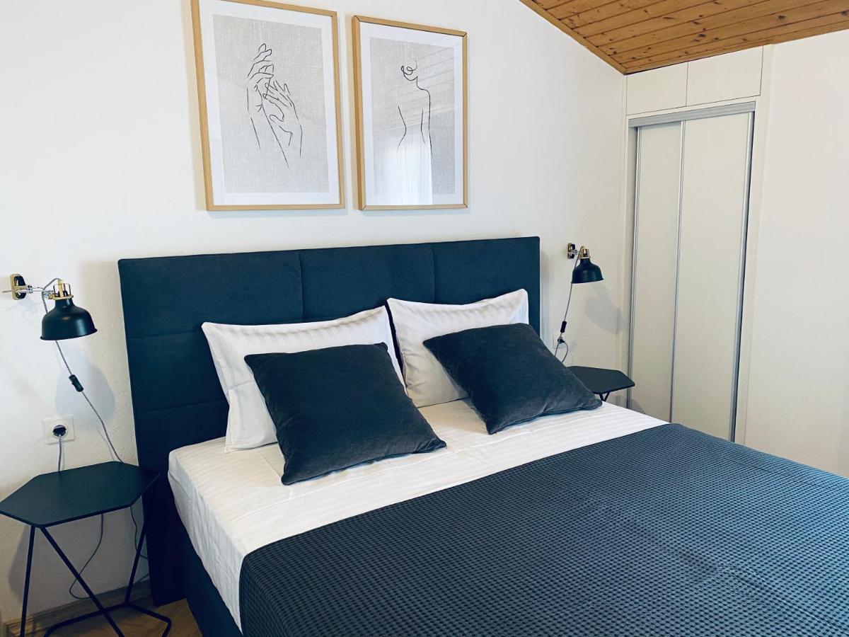 Cirjak Apartments Biograd Na Moru Eksteriør bilde
