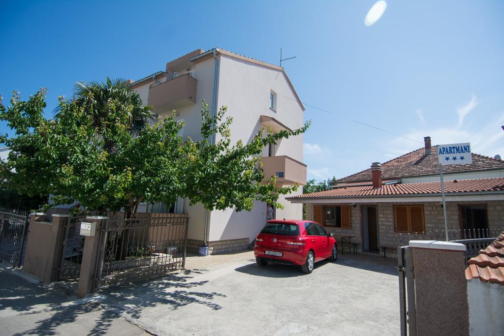 Cirjak Apartments Biograd Na Moru Eksteriør bilde