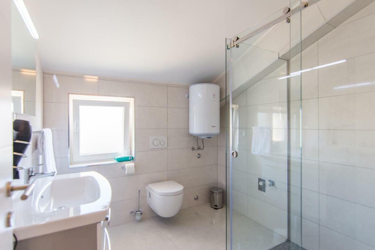 Cirjak Apartments Biograd Na Moru Eksteriør bilde