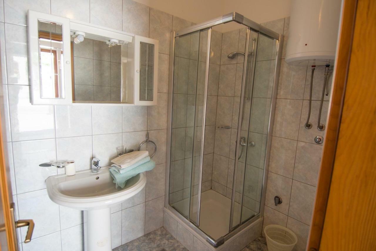 Cirjak Apartments Biograd Na Moru Eksteriør bilde