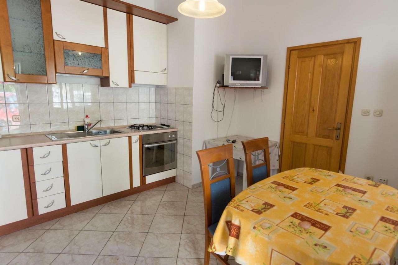 Cirjak Apartments Biograd Na Moru Eksteriør bilde